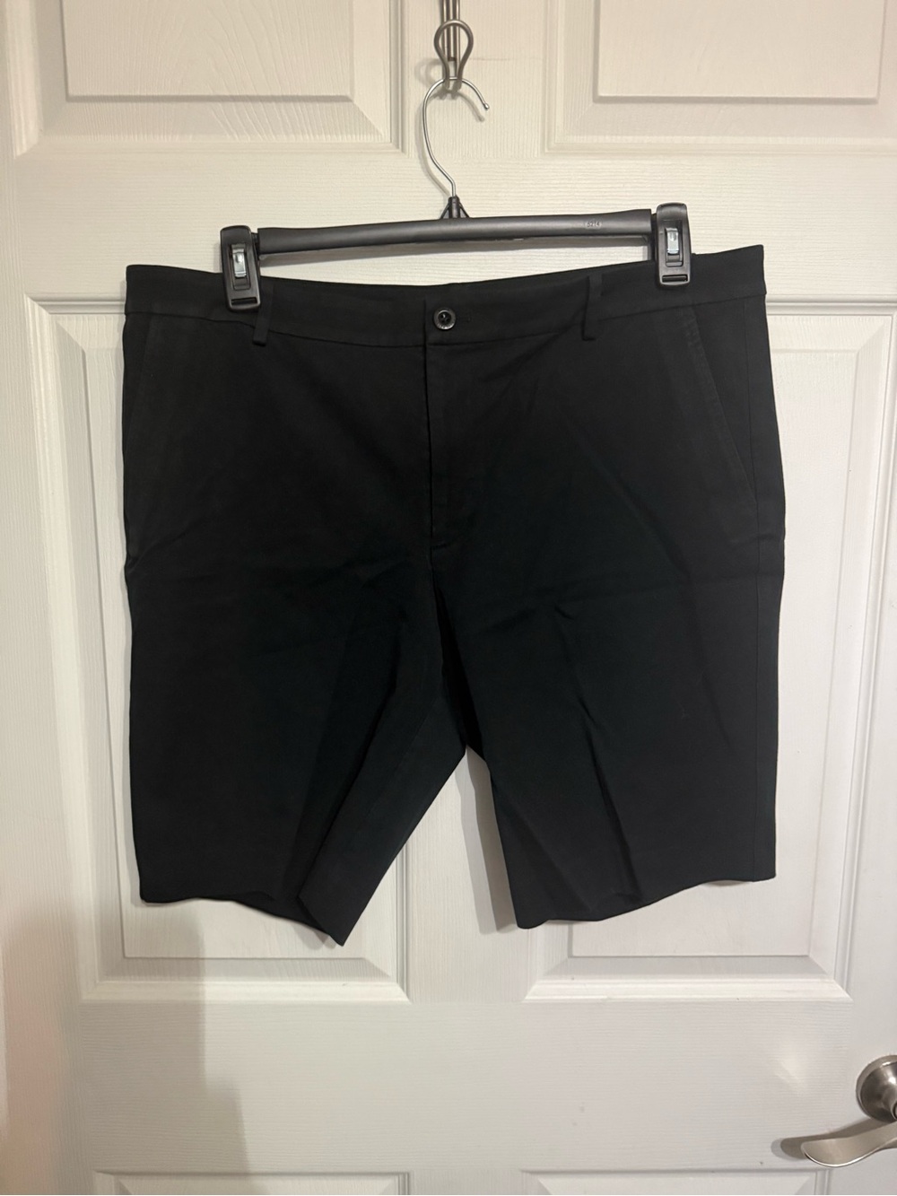 Woman’s Ralph Lauren Black Stretch Long Bermuda Shorts
